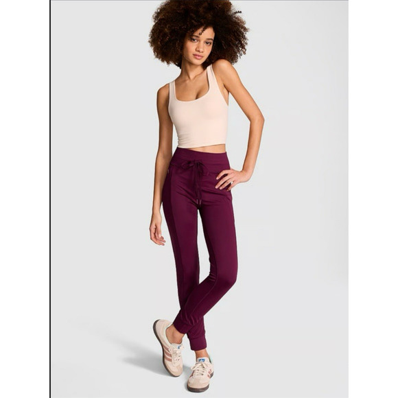 Victoria’s Secret Pink Jogger Pants Relay Knit in Wild Rose - Picture 1 of 8